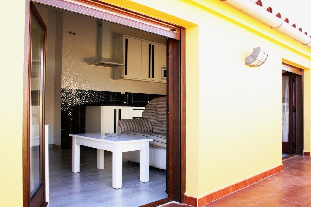Apartamentos Turisticos Mirayuste Guadalupe  Buitenkant foto
